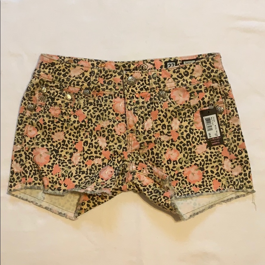 *Nwt* Women’s Miss Me Shorts Msrp $89